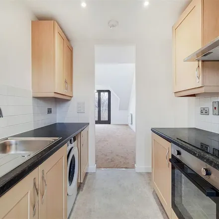 Image 3 - Lewin Terrace, London, TW14 8FE, United Kingdom - Apartment for rent