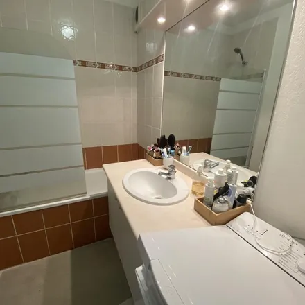 Rent this 2 bed apartment on 14 Avenue de Fès in 34185 Montpellier, France