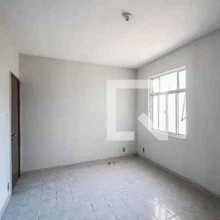Rent this 2 bed apartment on Avenida Roberto Silveira in Olinda, Nilópolis - RJ