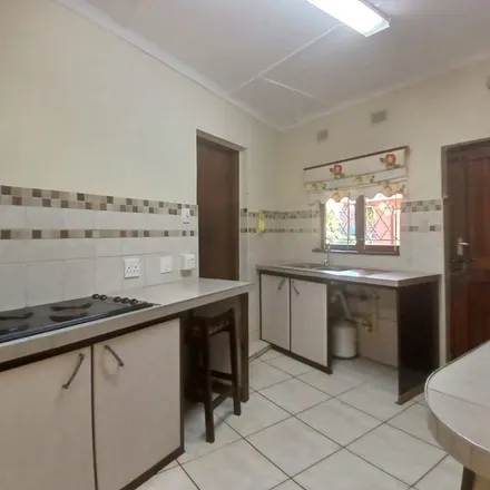Image 5 - Palm Drive, Grantham Park, uMhlathuze Local Municipality, 3381, South Africa - Apartment for rent