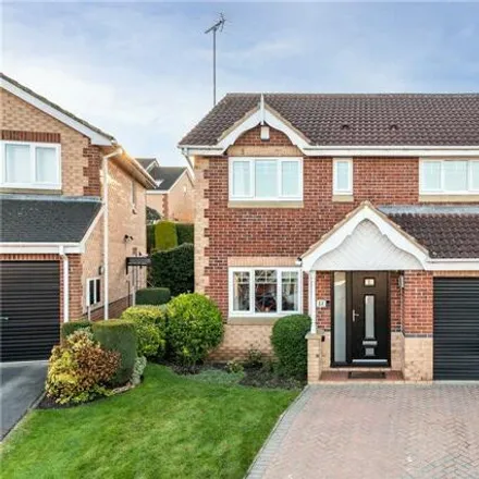 Buy this 4 bed house on Shelley Close in Oulton, LS26 8BX