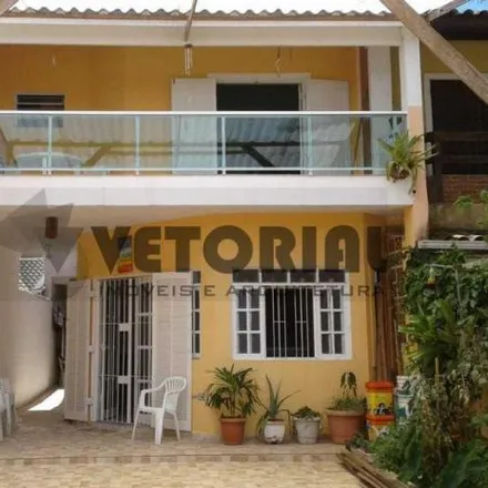 Buy this 5 bed house on Rua Regina Margareth Passos in Massaguaçú, Caraguatatuba - SP