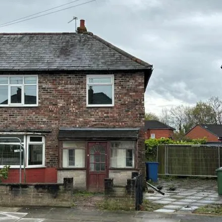 Buy this 3 bed duplex on Cavan Road in Liverpool, L11 8LH