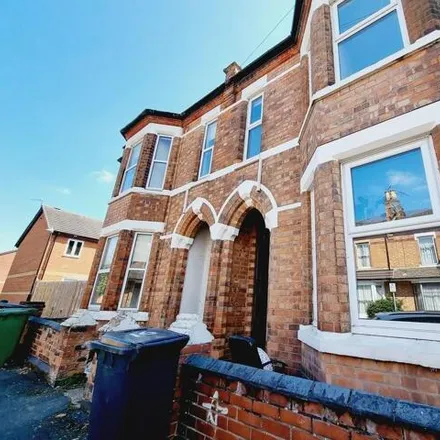 Rent this 5 bed duplex on 1 Camberwell Terrace in Royal Leamington Spa, CV31 1LX