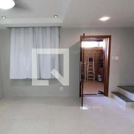 Rent this 3 bed house on Rua Santa Luz 301 in Vista Alegre, Rio de Janeiro - RJ