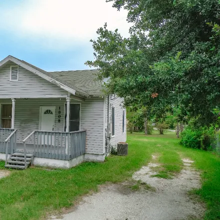 Image 1 - 1808 17th St E - House for rent