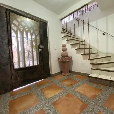 Buy this 6 bed house on Calle Manto in Colonia Cuitláhuac El Rosal, 09720 Mexico City