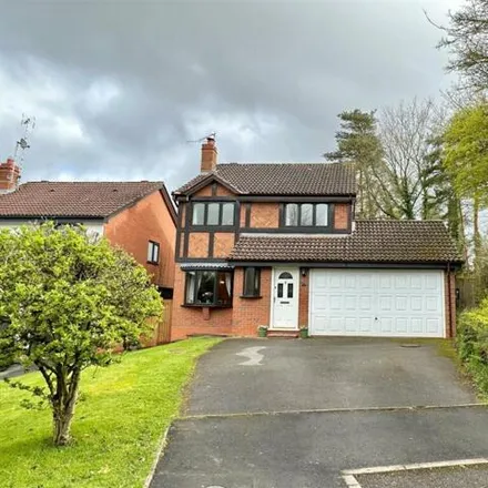 Buy this 4 bed house on Foxholes Lane in Callow Hill, B97 5YF