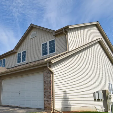 Buy this 3 bed condo on 1911 Mallard Pointe Circle in Village of Waukesha, Waukesha County