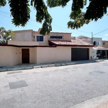 Rent this 5 bed house on Calle 16 in 97133 Mérida, YUC
