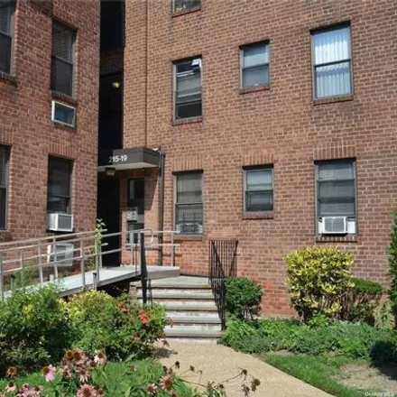 Image 2 - 47-28 215th Place, New York, NY 11361, USA - Apartment for sale