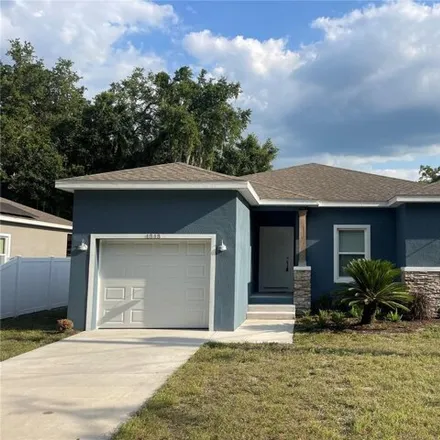 Rent this 3 bed house on 1012 North Center Street in Plant City, FL 33563