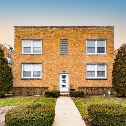 Rent this 2 bed townhouse on 8940 Bronx Avenue in Skokie, IL 60077