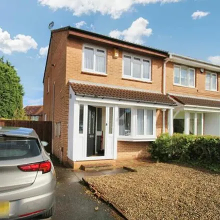 Buy this 3 bed duplex on The Meadows in Newcastle upon Tyne, NE3 3NR