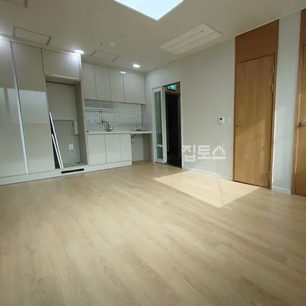 Image 2 - 서울특별시 강북구 수유동 50-24 - Apartment for rent