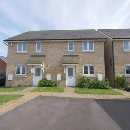 Buy this 3 bed duplex on Wattle Road in Harlow, CM17 0FT