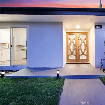 Image 4 - Alley ‎86100, Los Angeles, CA 91307, USA - House for sale