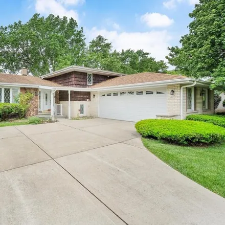 Buy this 3 bed house on 7756 Knottingham Lane in Downers Grove, IL 60516