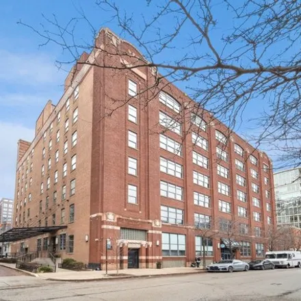 Buy this 3 bed condo on 14-16 North Peoria Street in Chicago, IL 60661