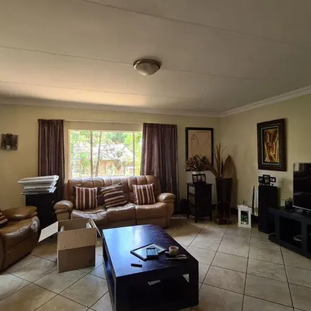Image 4 - 291 Bosman Street, Salvokop, Pretoria, 0126, South Africa - Apartment for rent