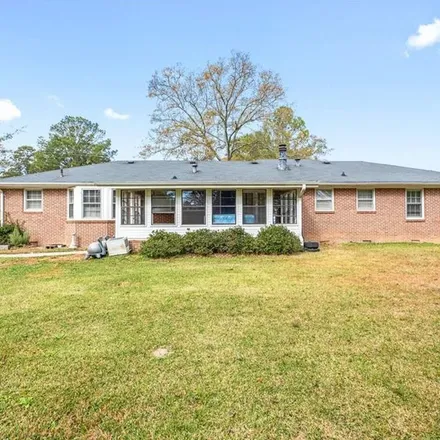 Rent this 3 bed apartment on 4556 South Beechwood Drive in Macon, GA 31210