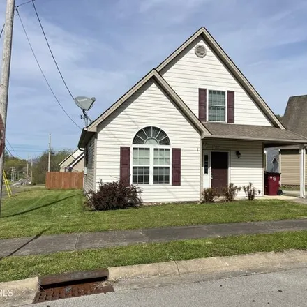 Buy this 3 bed house on unnamed road in Johnson City, TN 37601