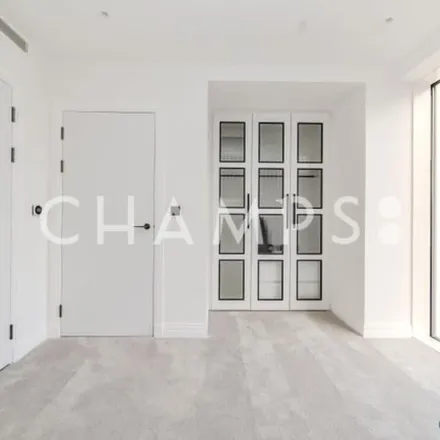 Rent this 3 bed apartment on Cheyne Terrace in 77 Chelsea Manor Street, London