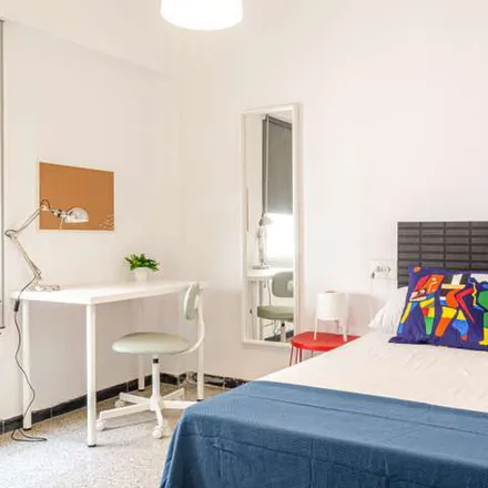 Rent this 5 bed apartment on Carrer del Cronista Almela i Vives in 9, 46021 Valencia