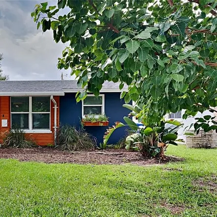 Buy this 2 bed house on 6835 Livingston Avenue North in Saint Petersburg, FL 33702