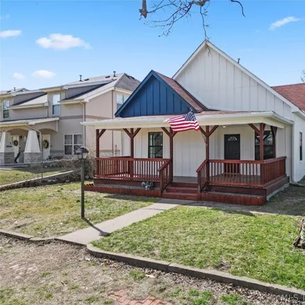 Image 3 - 661 East 4th Street, Bartlesville, OK 74003, USA - House for sale