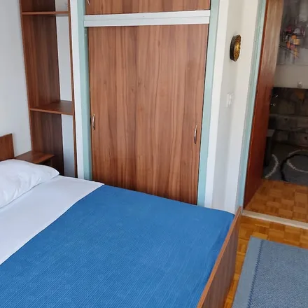 Image 5 - 21400 Grad Supetar, Croatia - Apartment for rent