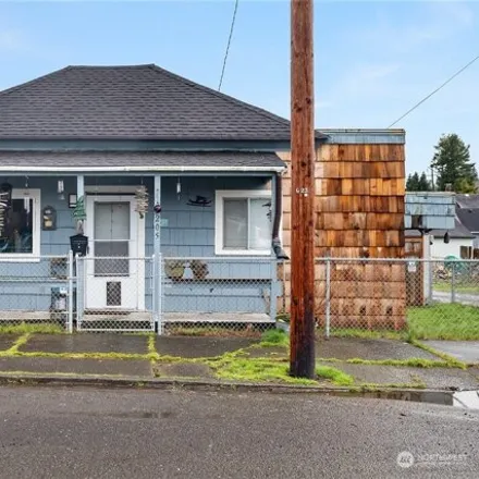 Buy this 2 bed house on 245 Jefferson Street in Hoquiam, WA 98550