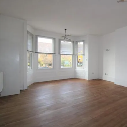 Rent this studio loft on 48 Frognal in London, NW3 6AG