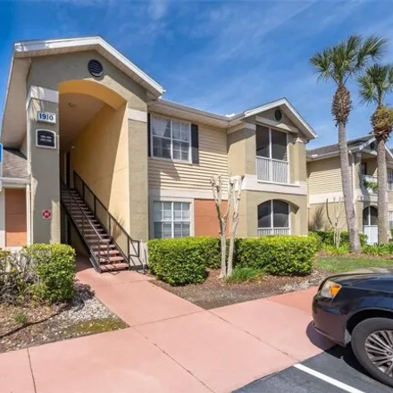 Buy this 2 bed condo on Summer Club Drive in Seminole County, FL 32765