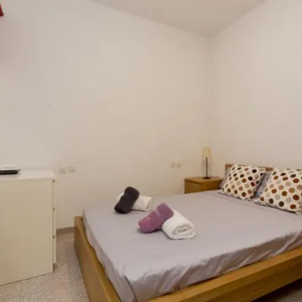 Rent this 2 bed apartment on Carrer de Viladomat in 234, 08029 Barcelona