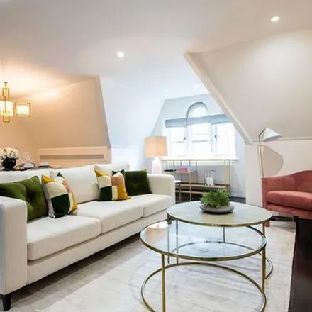 Rent this 2 bed apartment on Silvio's in 37 Duke Street, London