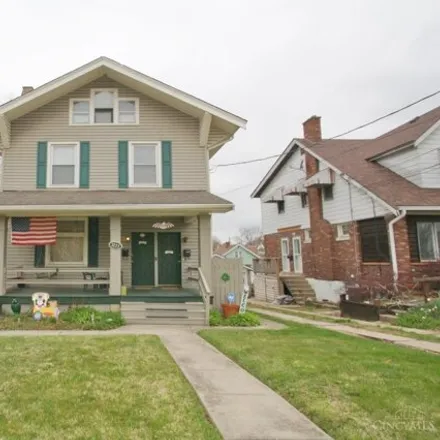 Buy this studio house on 3223 Glenmore Avenue in Cincinnati, OH 45211