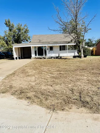 Buy this 2 bed house on 408 Southeast 6th Street in Tulia, TX 79088