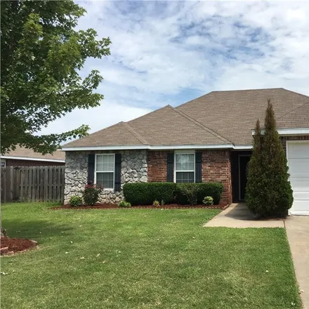 Rent this 3 bed house on 3101 South Arkansas Street in Rogers, AR 72758