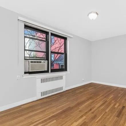 Image 9 - 512 Kappock Street, New York, NY 10463, USA - Apartment for sale