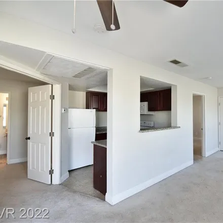 Image 5 - East Lake Mead Boulevard, North Las Vegas, NV 89156, USA - Condo for sale