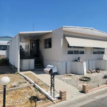Buy this 2 bed house on 8492 Kern Canyon Road in Bakersfield, CA 93306