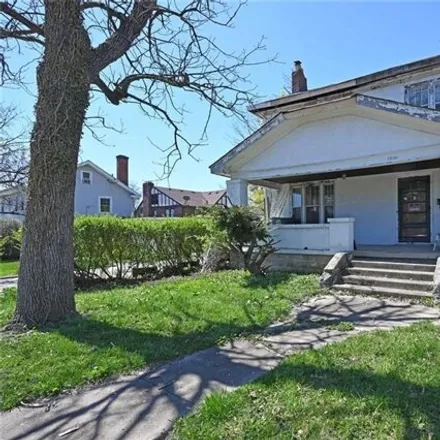 Image 2 - 1835 Auburn Avenue, Upper Dayton View, Dayton, OH 45406, USA - House for sale