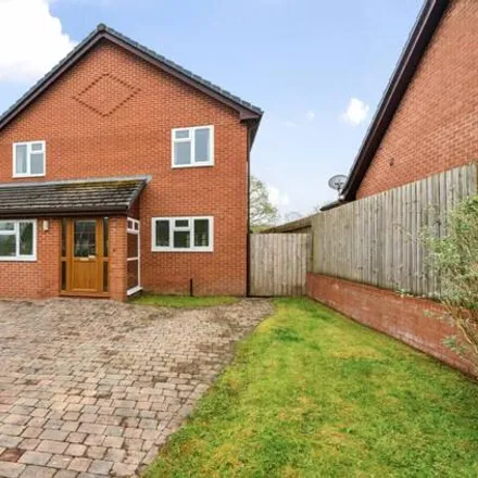 Buy this 4 bed house on Goylands Close in Crossway, LD1 5RB