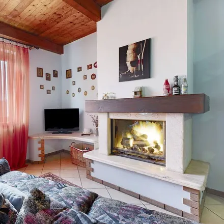 Image 2 - Borgo Ticino, Via Stazione, 28053 Campagnola NO, Italy - Apartment for rent