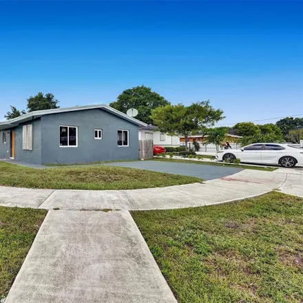 Image 6 - 6121 Northwest 23rd Avenue, Brownsville, Miami-Dade County, FL 33142, USA - Duplex for sale