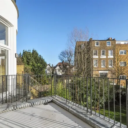 Rent this 4 bed apartment on 12 Belsize Grove in London, NW3 4JP