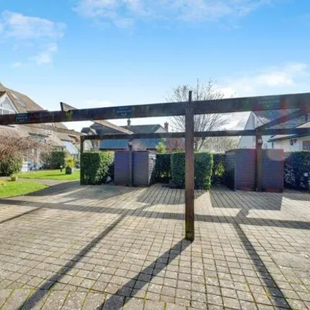 Image 3 - Rossiters Quay, Christchurch, BH23 1BL, United Kingdom - Apartment for sale