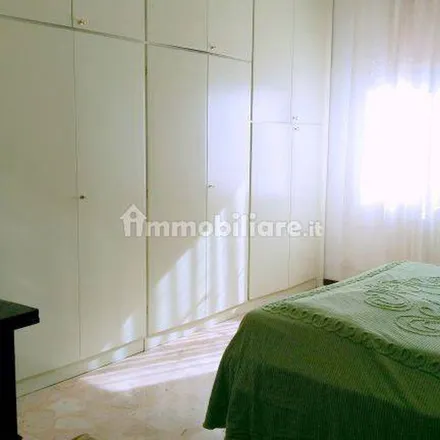 Image 4 - Viale passeggio pubblico 74, 29100 Piacenza PC, Italy - Apartment for rent