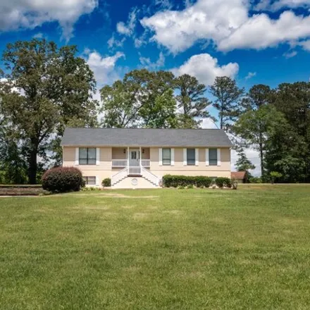Buy this 3 bed house on 2847 Fayetteville Rd in Griffin, Georgia